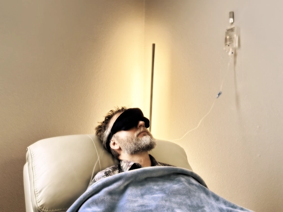 A nurse administers ketamine infusions to a patient at Colorado Recovery Solutions
